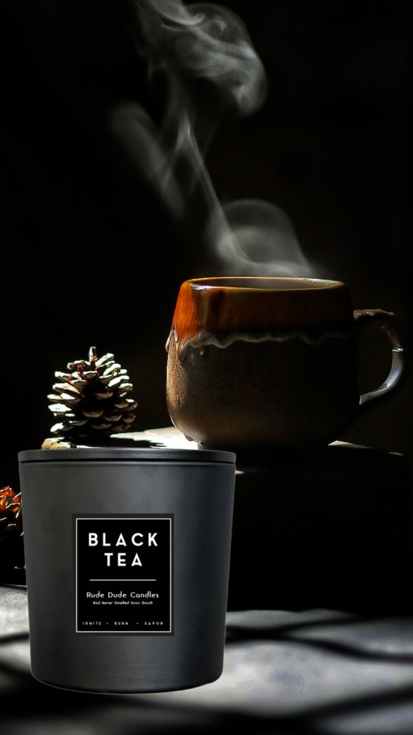Rude Dude BLACK TEA - Candle 18 oz - 512 g