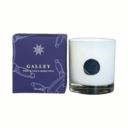 GALLEY - Yacht Life 9 oz candle (black currant & juniper berry)