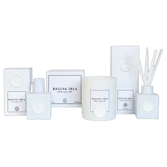 Ragusa Ibla - 9 oz candle (cardamom, ginger, violets)