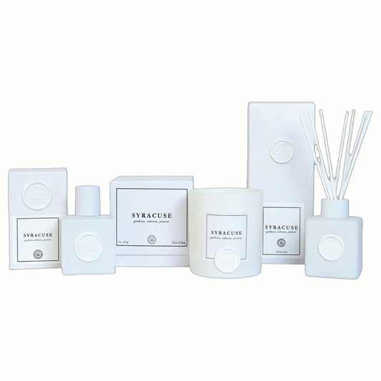 Syracuse - 9 oz candle (gardenia, tuberose, jasmine)